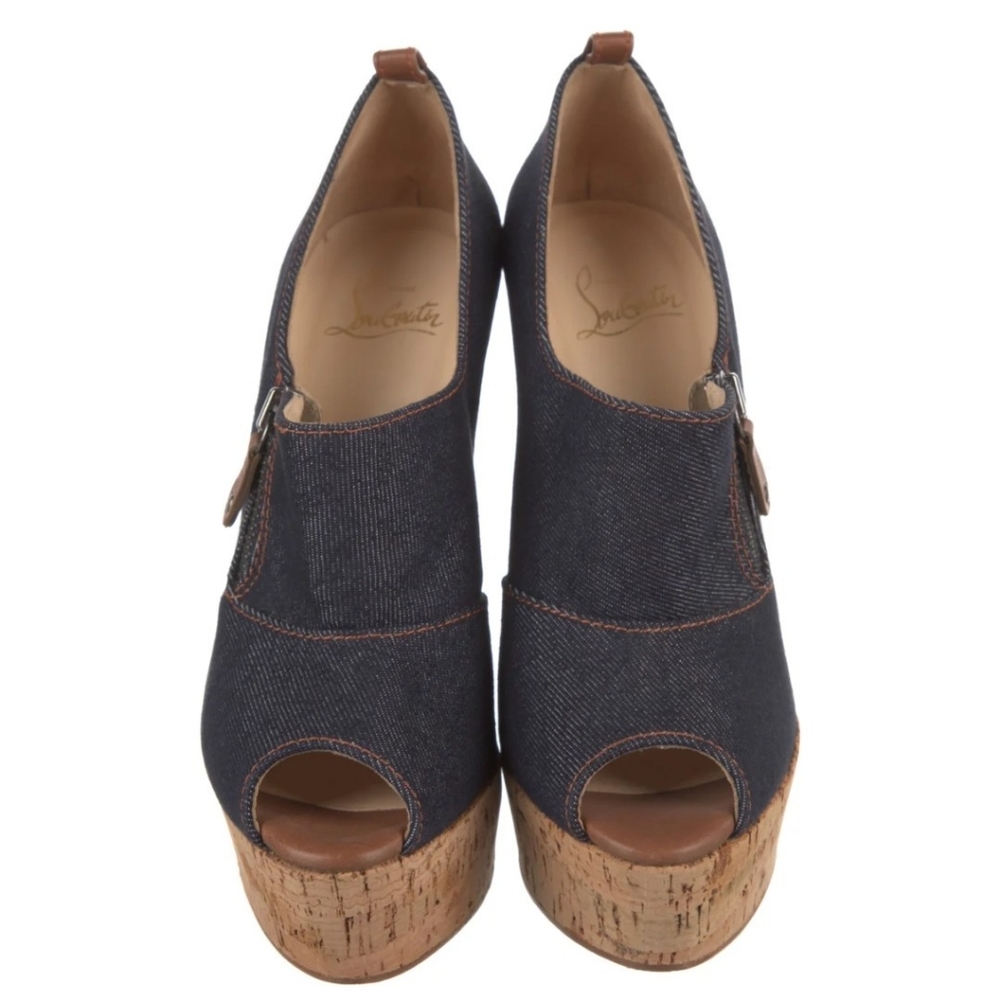 CHRISTIAN LOUBOUTIN Printed Pumps Size: US 7 | IT 38